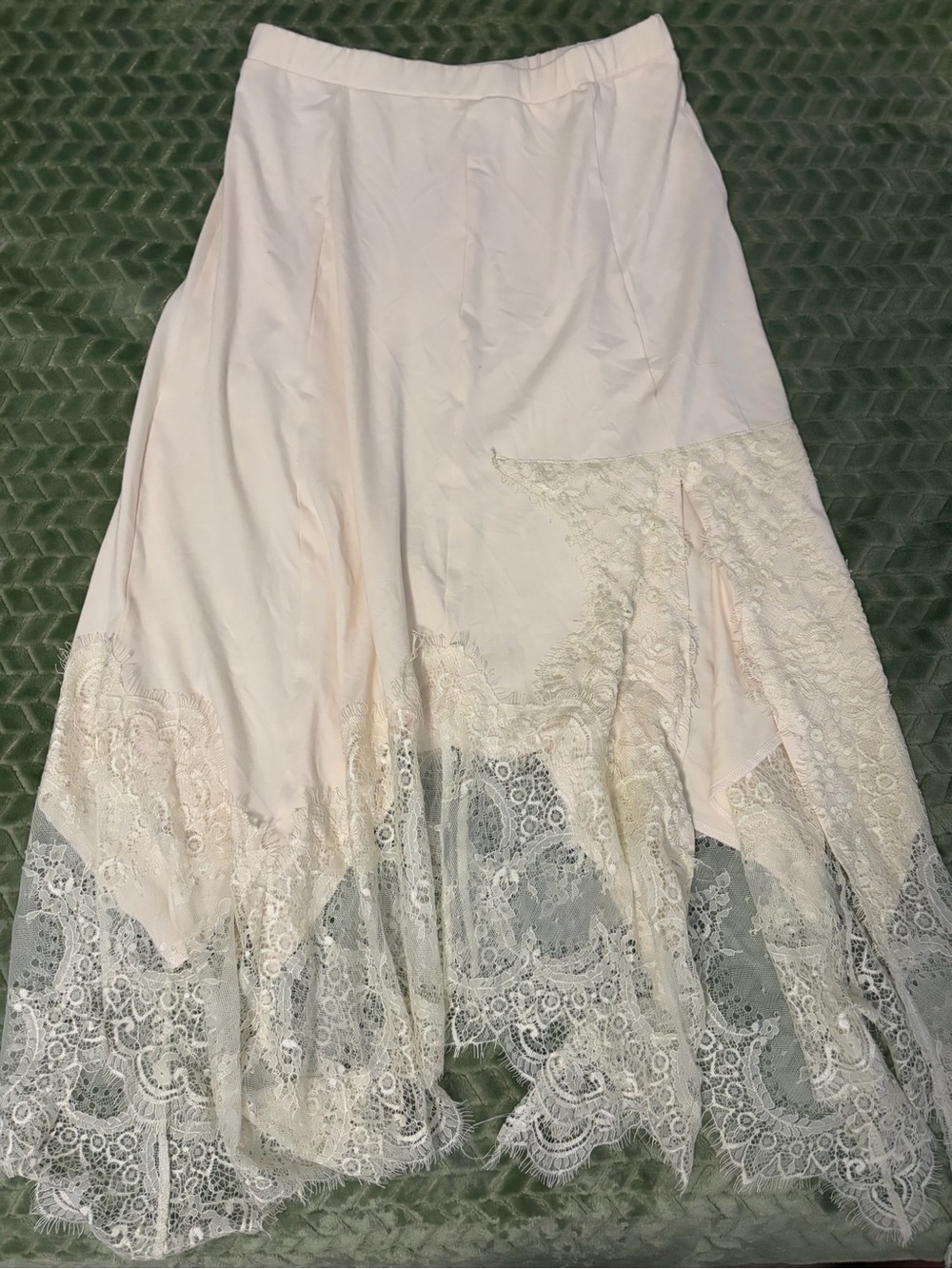 Women's Maxi Lace Hem Skirt in Light Pink